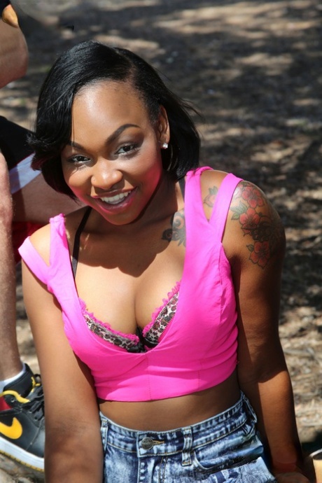 Black Lesbian Midget exclusive archive