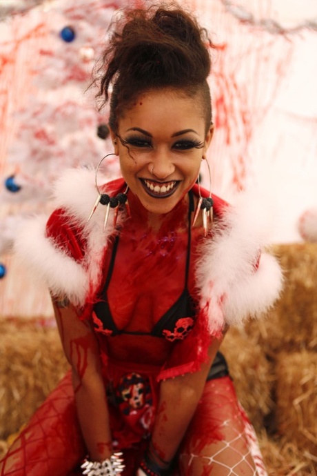 Skin Diamond best actress images