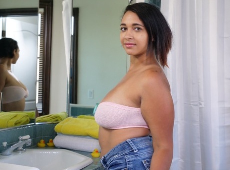 Latina Faith Morgan hot sex image