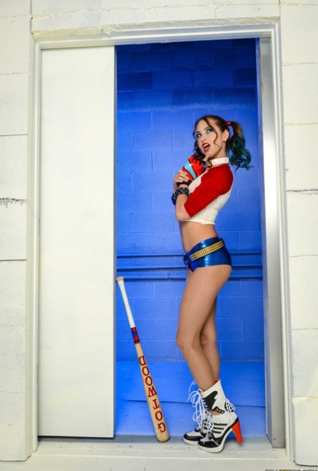 Harley Quinn actress image