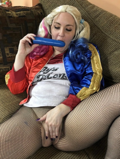 Harley Quinn art pornstar picture